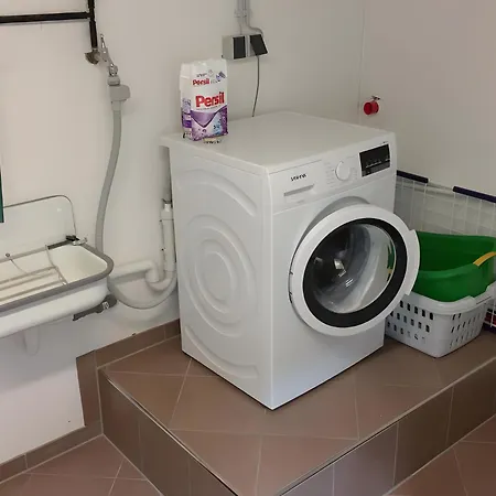 Elsa 180 Qm بيت للعطل روست